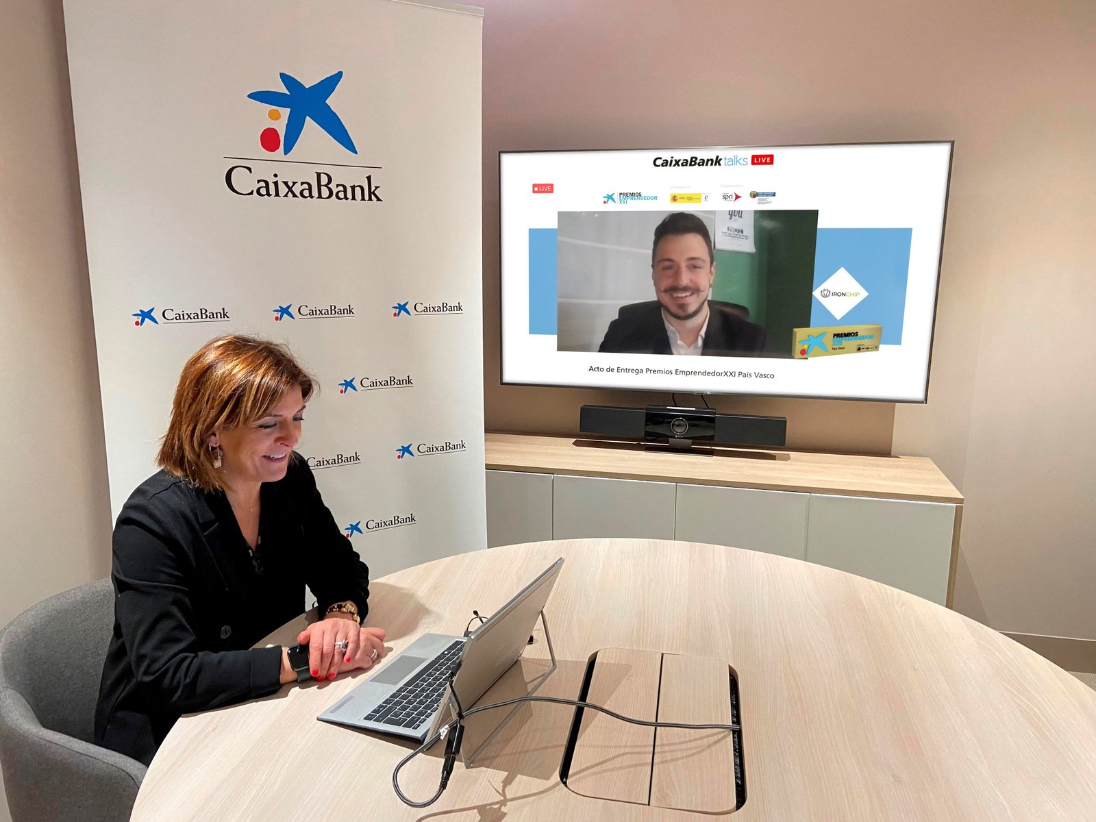 Ironchip Telco gana los Premios EmprendedorXXI de CaixaBank
