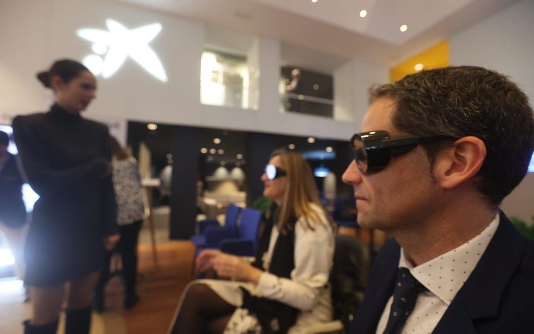 CaixaBank impulsa la empatía hacia los mayores con un innovador taller en Málaga