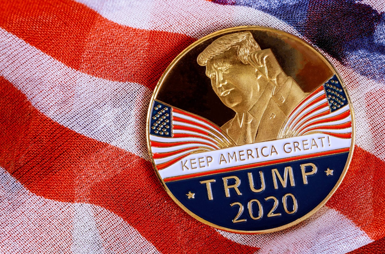 Los memecoins presidenciales: Trump, Milei y la monetización del populismo